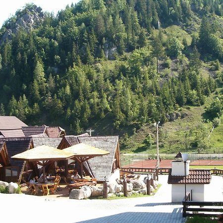 Resort Cheile Gradistei Moieciu موياشيو دي سوس المظهر الخارجي الصورة