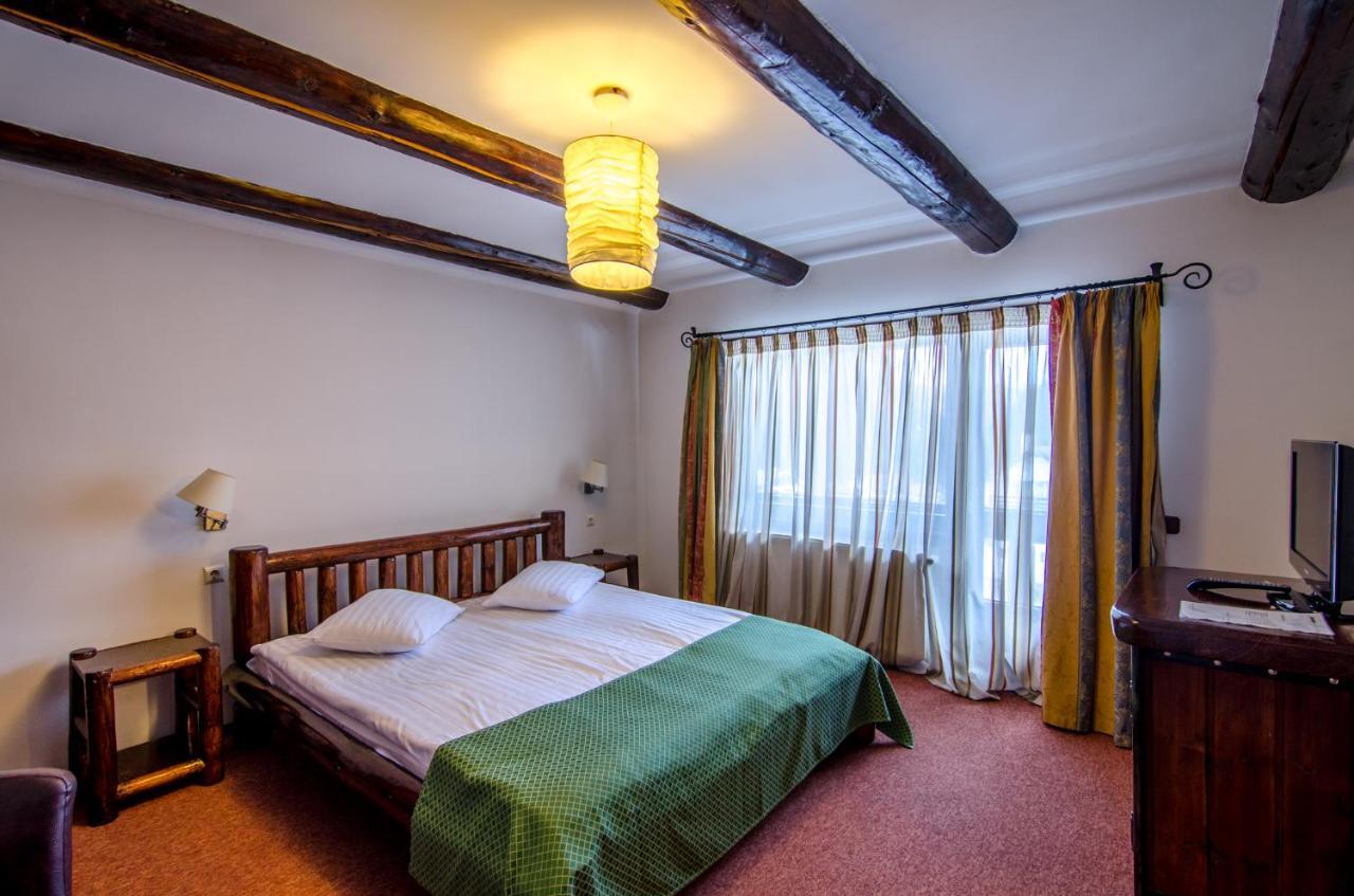 Resort Cheile Gradistei Moieciu موياشيو دي سوس المظهر الخارجي الصورة