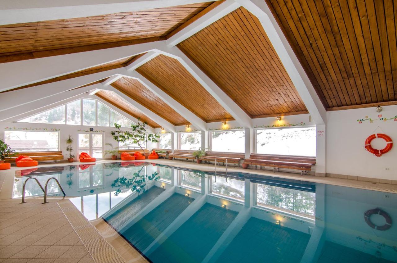 Resort Cheile Gradistei Moieciu موياشيو دي سوس المظهر الخارجي الصورة